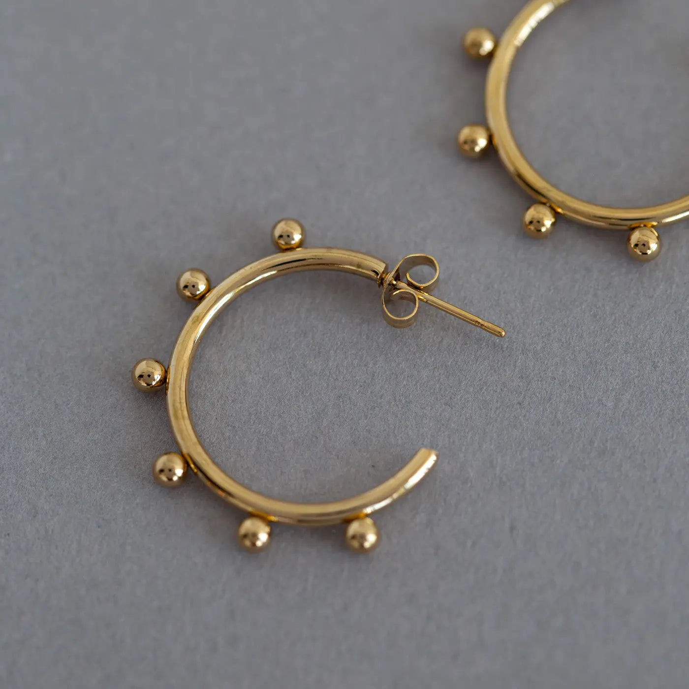 Gabriella - Boucles d'oreilles créoles souples en acier inoxydable