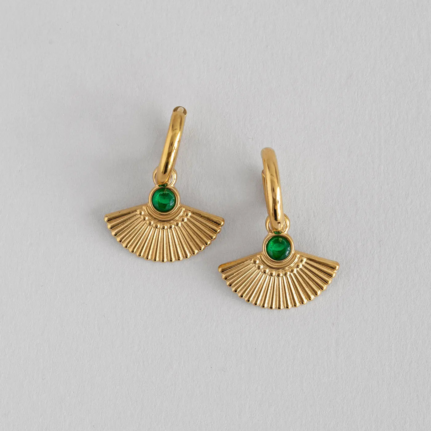 Adira - Boucles d'oreilles créoles éventail vert acier inoxydable