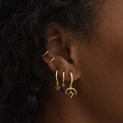 Elvira - Boucles d'oreilles créoles en cristal lune et étoile