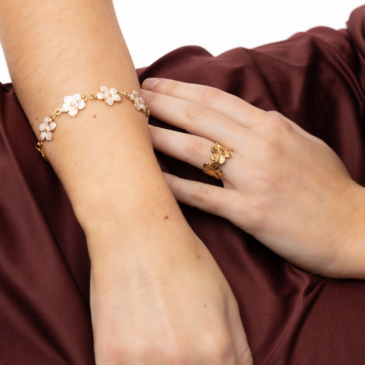 Adeline - Bracelet Chaîne en Émail Rose en Forme de Fleur