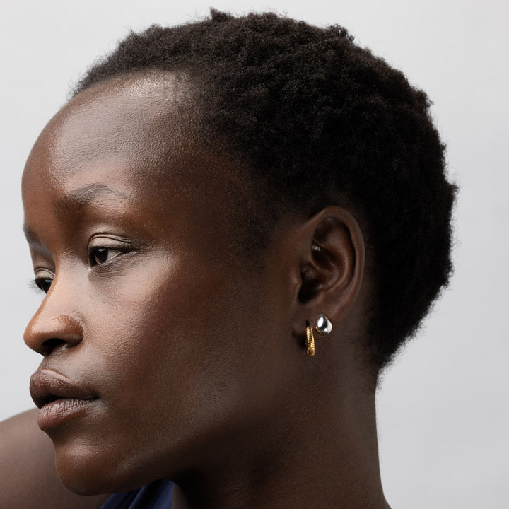 Vivia - Boucles d'oreilles créoles striées en acier inoxydable