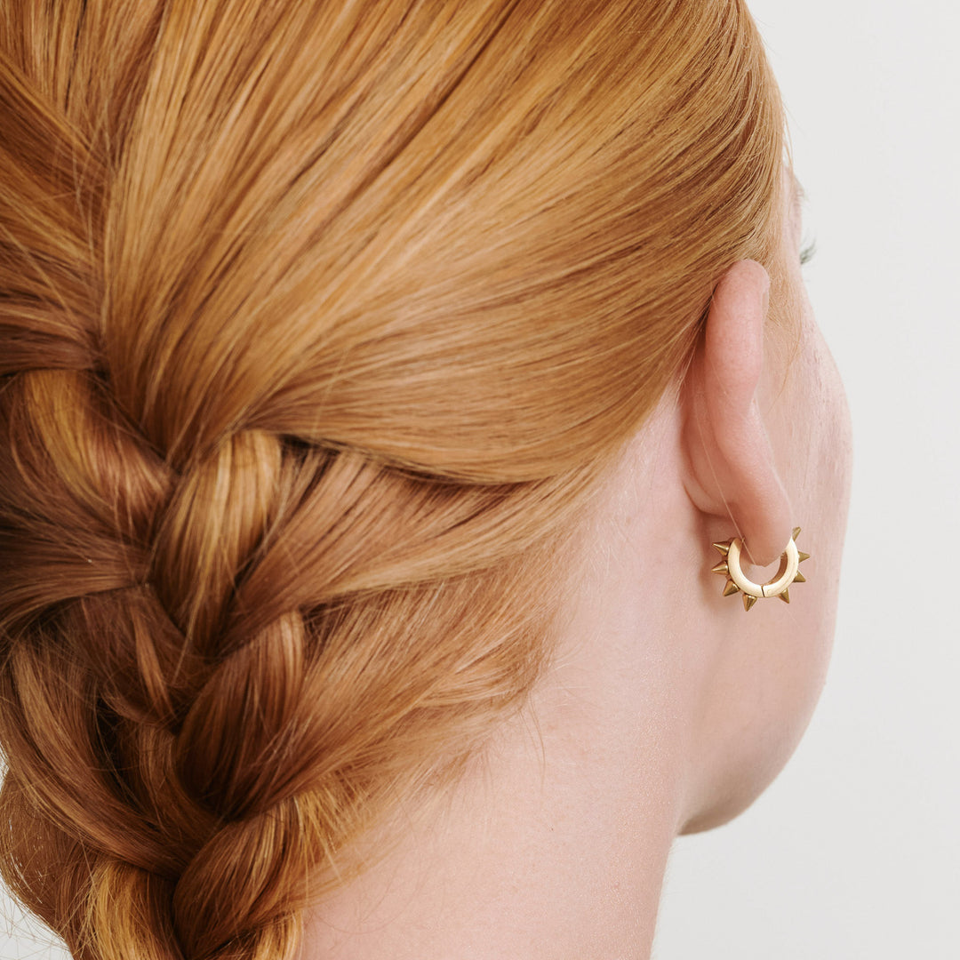 Elda - Boucles d'oreilles à anneau à pointes en acier inoxydable
