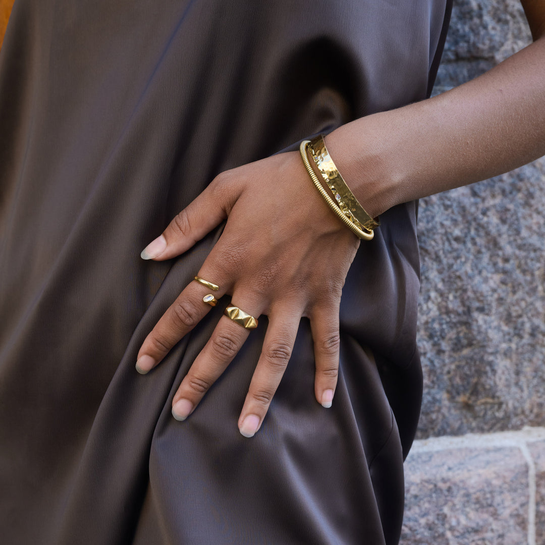 Tomine - Bague Crystal Hug en acier inoxydable