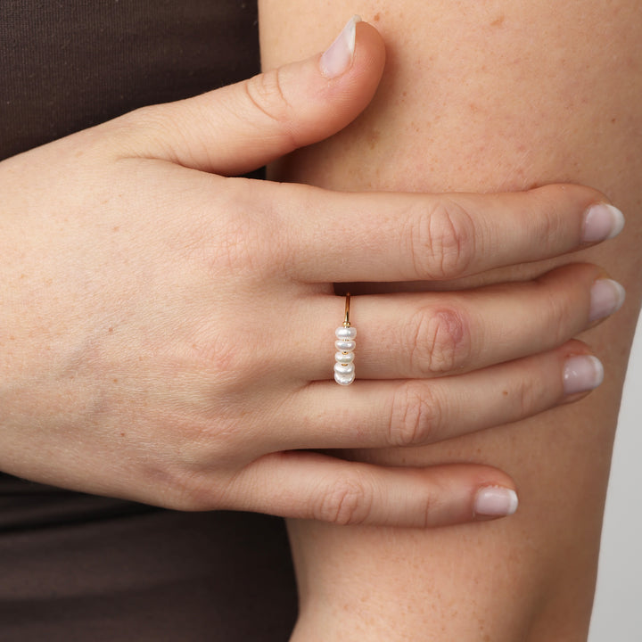 Loanna - Delicate Pearl Ring Stainless Steel