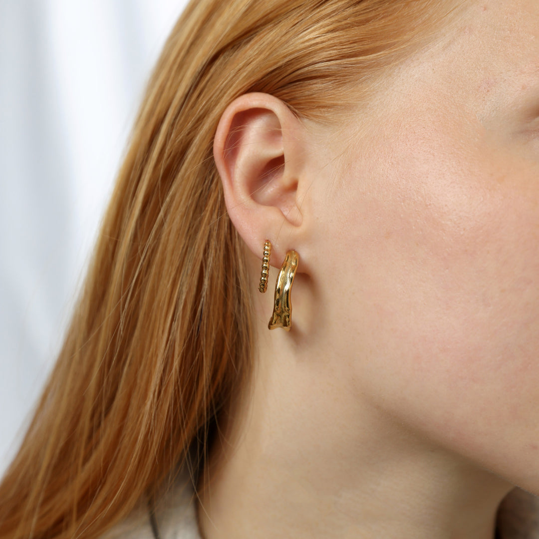 Kajsa - Boucles d'oreilles clous martelées en acier inoxydable