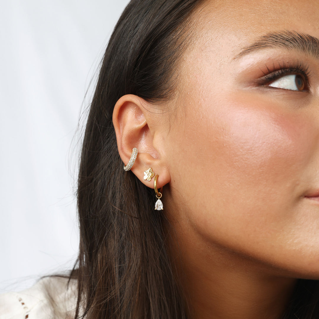 Sadia - Boucles d'oreilles clous fleur en acier inoxydable