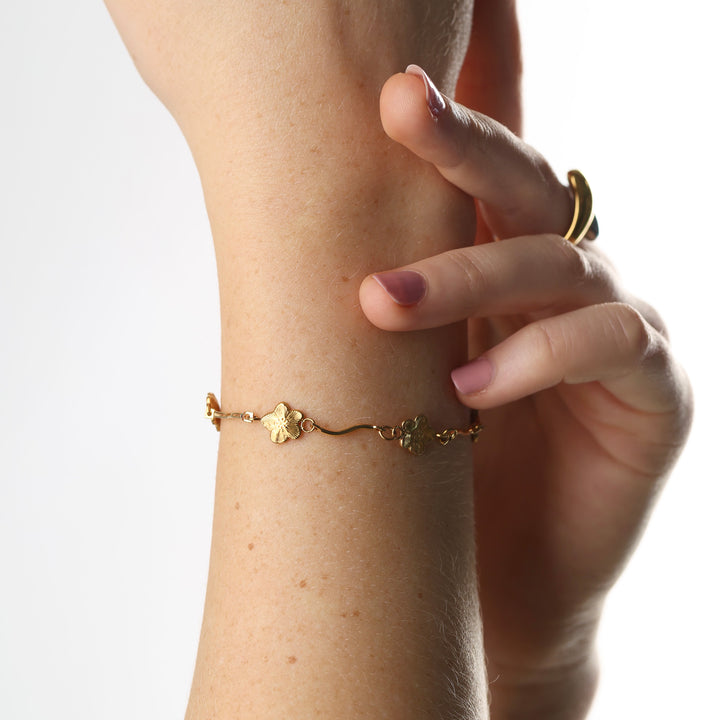 Mae - Bracelet Fleur en Acier Inoxydable