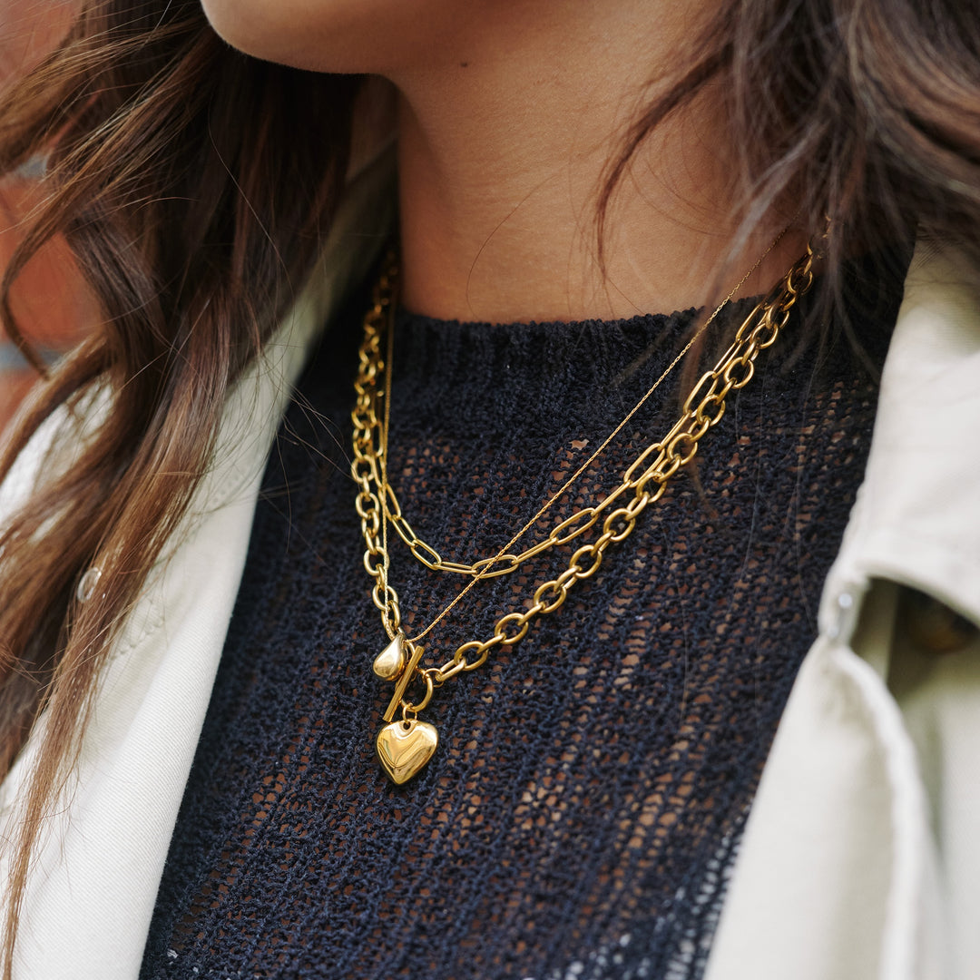 Lemoni – drop necklace in stainless steel, gold | Timi of Sweden