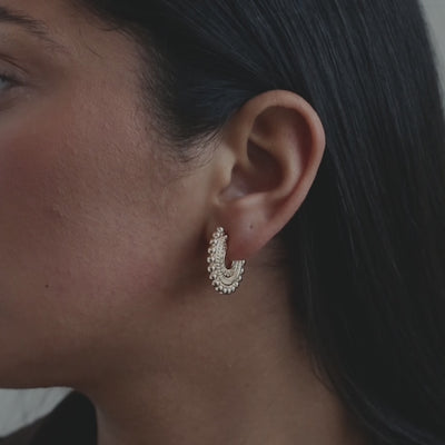 Riya - Boucles d'oreilles tiges orientales