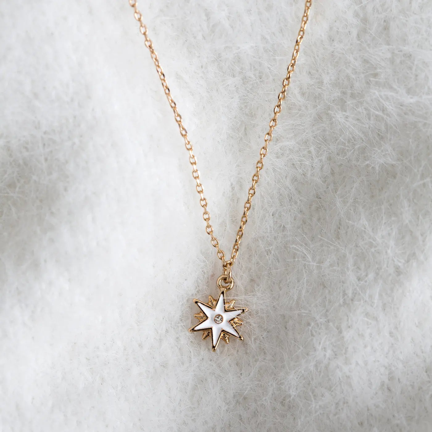 Collier étoile qui souhaite