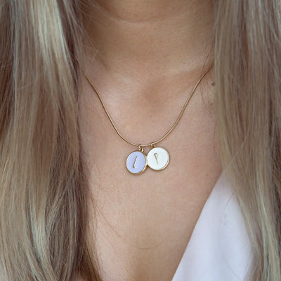 Lettre en collier chaîne serpent