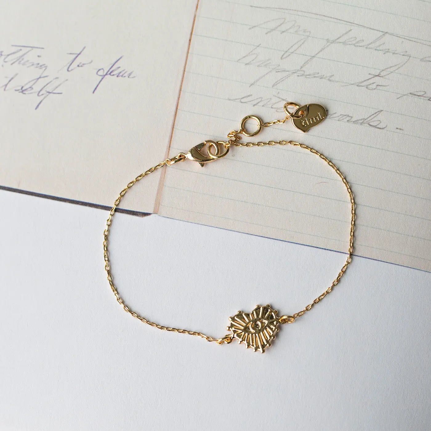 bracelet coeur mauvais oeil