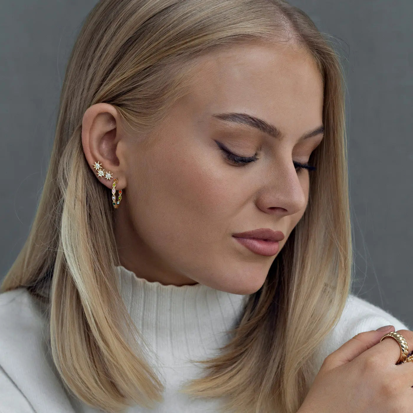 Boucles d'oreilles puces trois étoiles en cristal