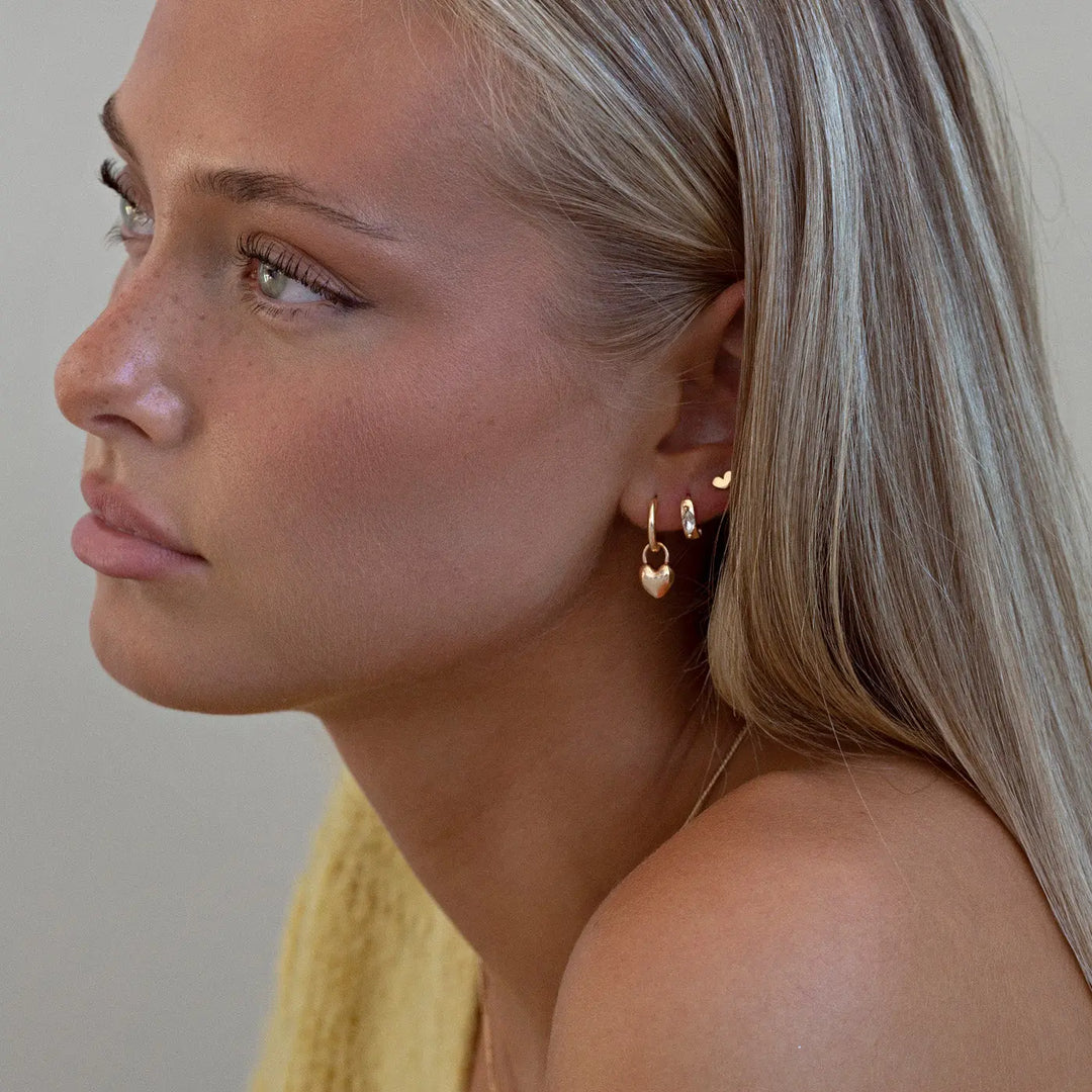 Delicate Hoop Earring with Crystal