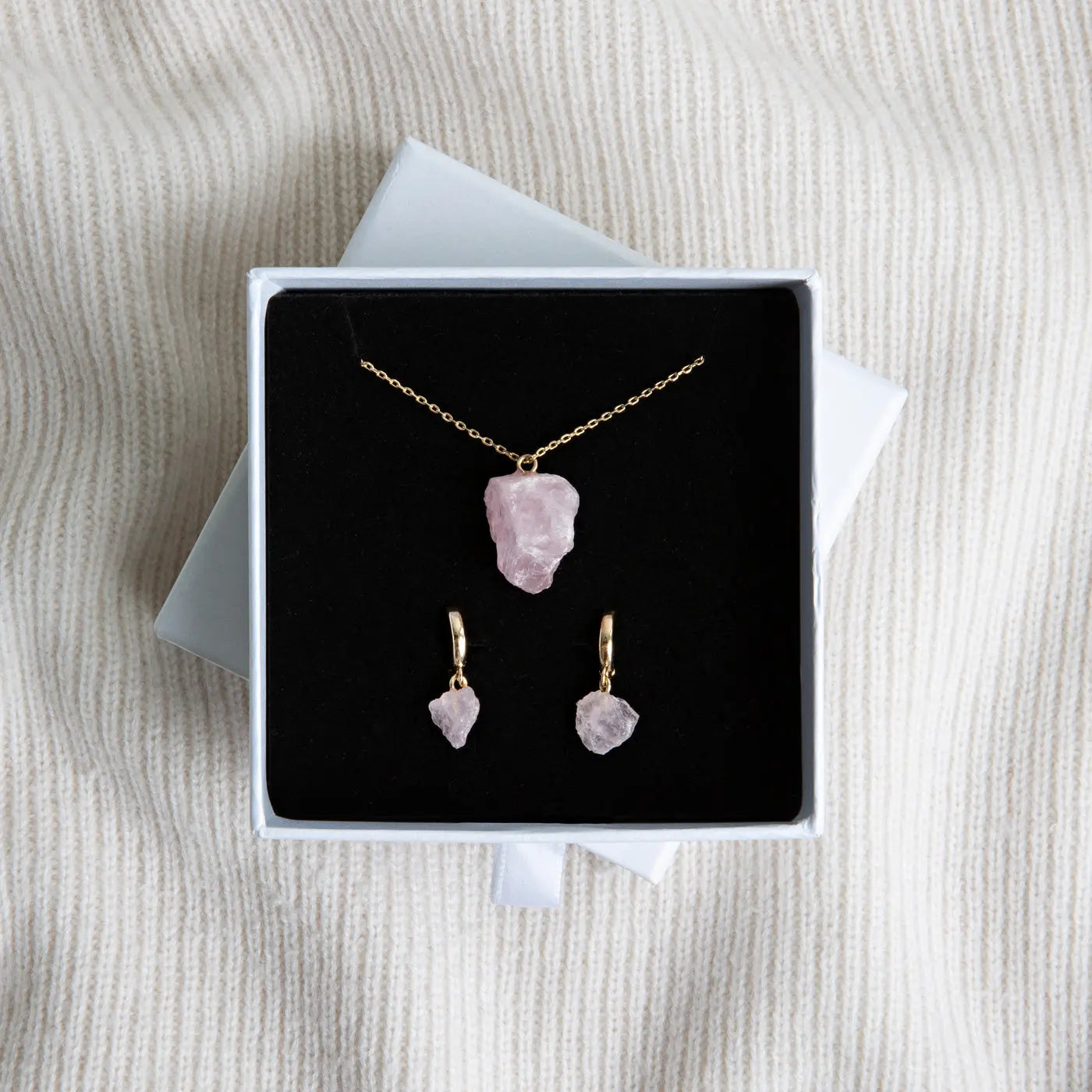 Ensemble de pierres semi-précieuses avec collier et boucles d'oreilles - Or