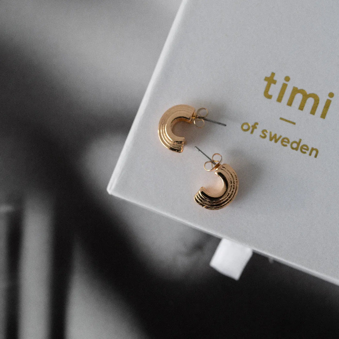 Avery - Rainbow Stud Earrings Timi of Sweden