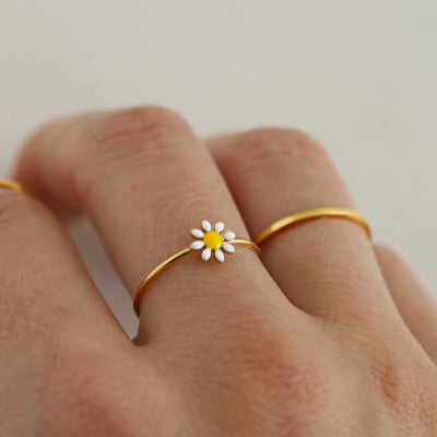 Doris - Daisy Flower Enamel Ring Stainless Steel